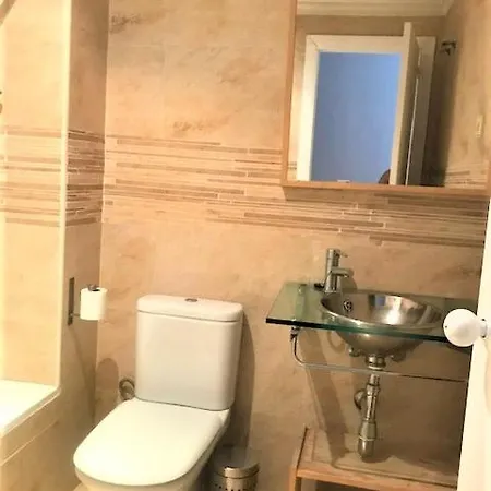 Con Llave Privada Y Bano Personal Wifi Estepona,marbella منزل للإقامة