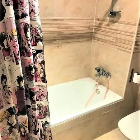 Con Llave Privada Y Bano Personal Wifi Estepona,marbella منزل للإقامة *